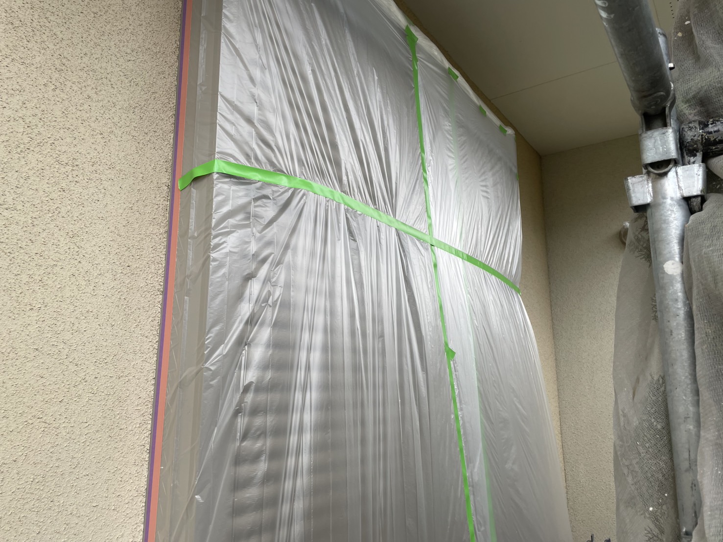 相模原市南区K様邸外壁屋根塗装工事　養生作業