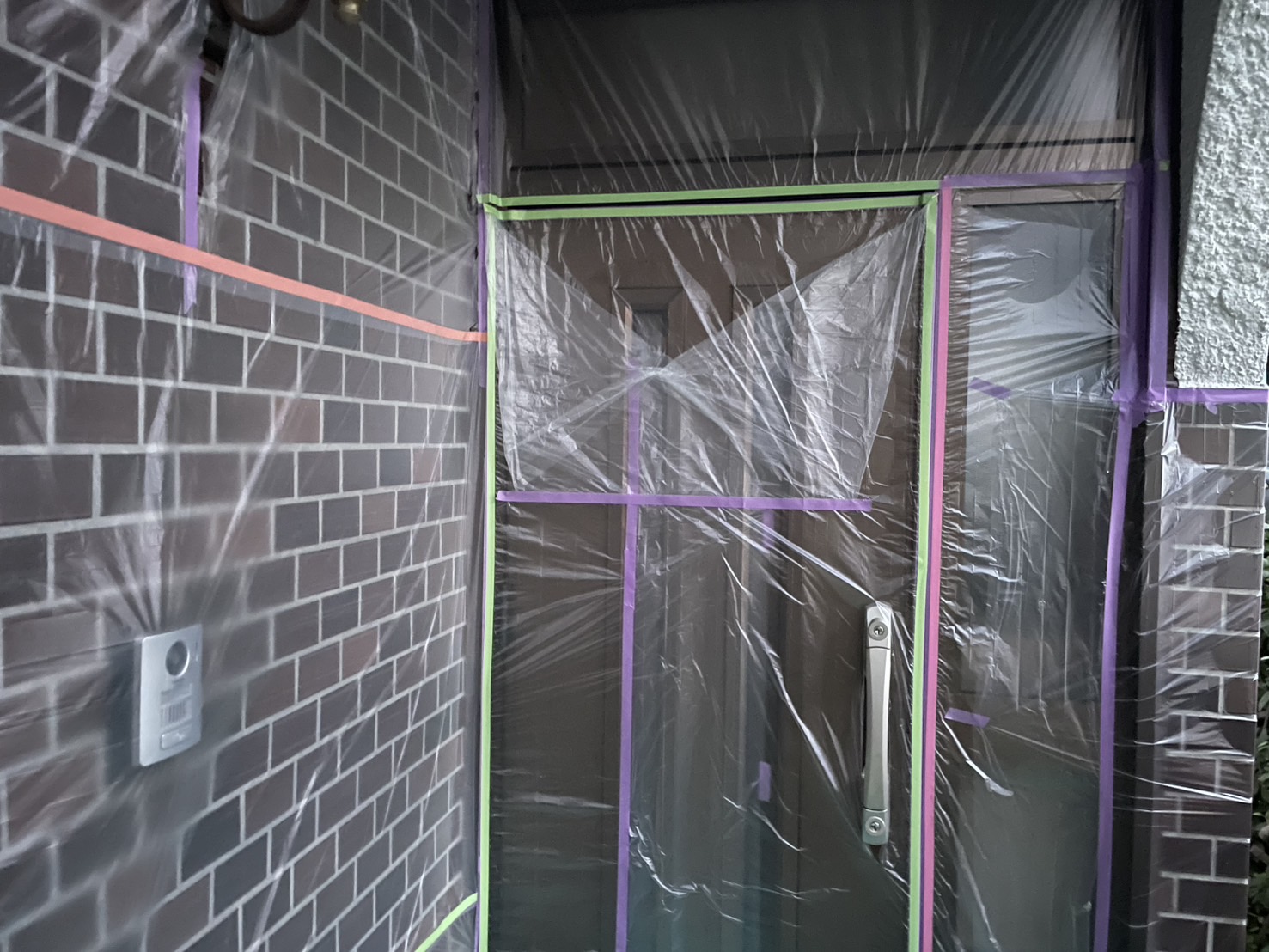 相模原市南区O様邸外壁塗装工事　養生作業　