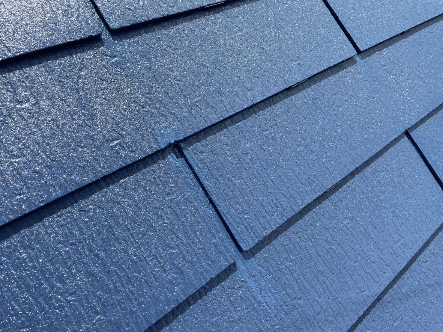 相模原市中央区S様邸外壁屋根塗装工事　屋根上塗り工事