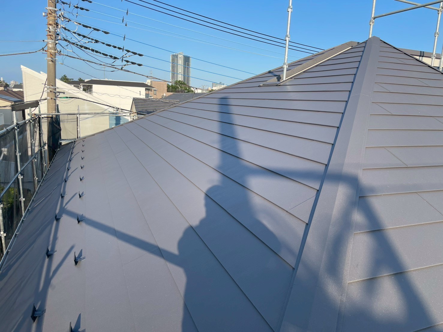 相模原市南区T様邸金属屋根上葺き工事　